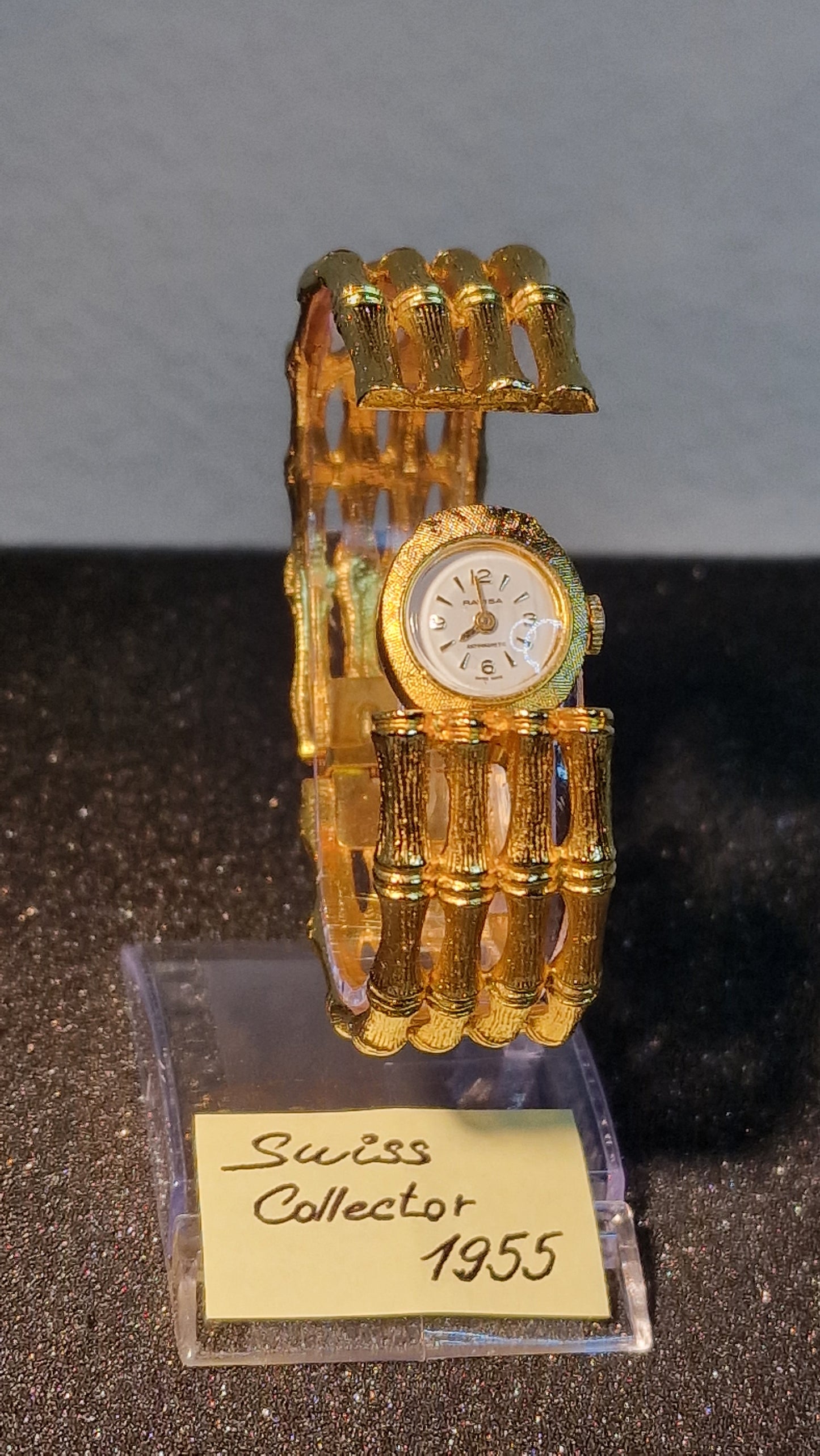 💎 Unworn Vintage Women’s Clasp Watch "RAVISA" – Swiss Made, Hand-Wound, Late 1970s