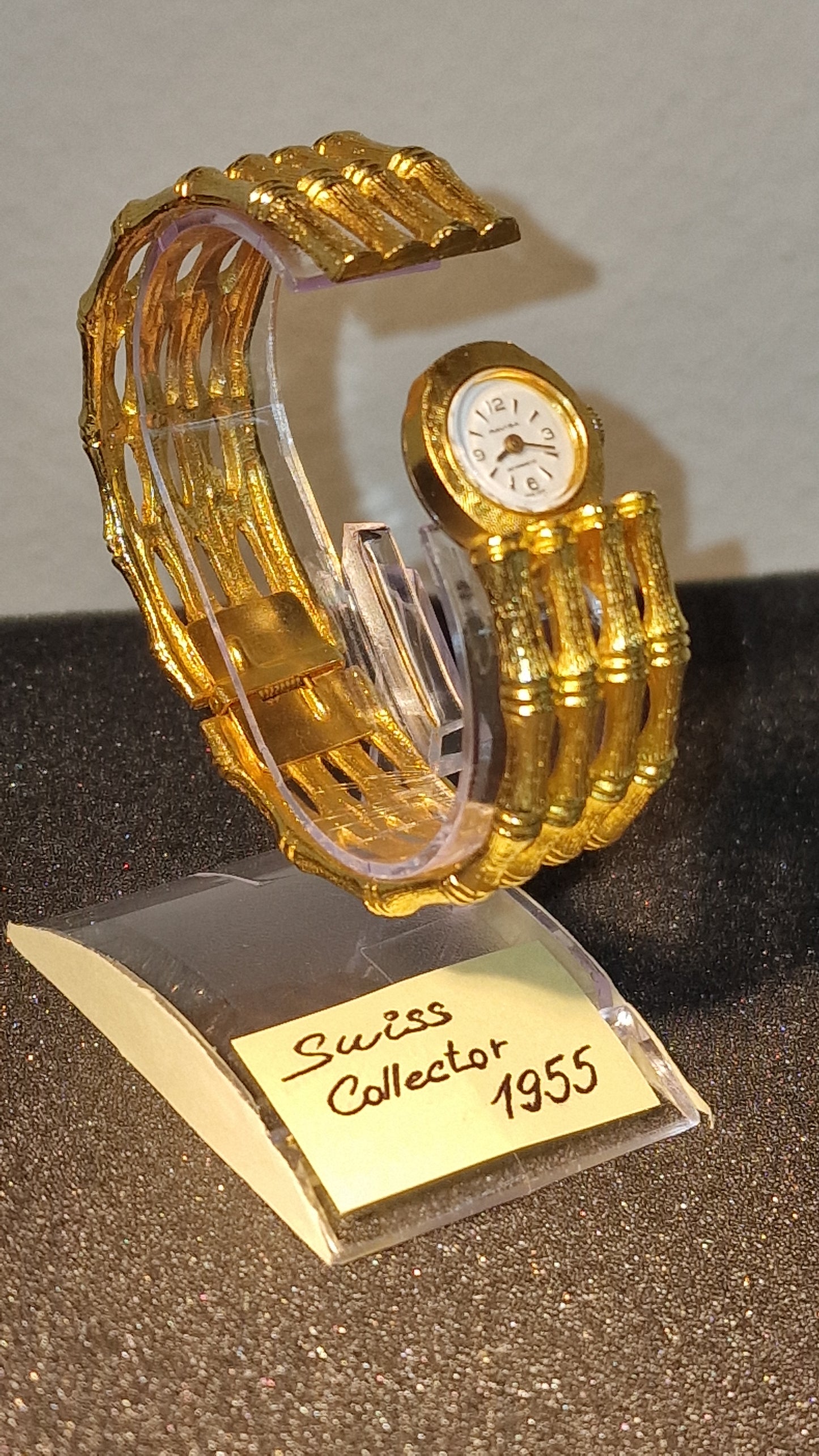 💎 Unworn Vintage Women’s Clasp Watch "RAVISA" – Swiss Made, Hand-Wound, Late 1970s