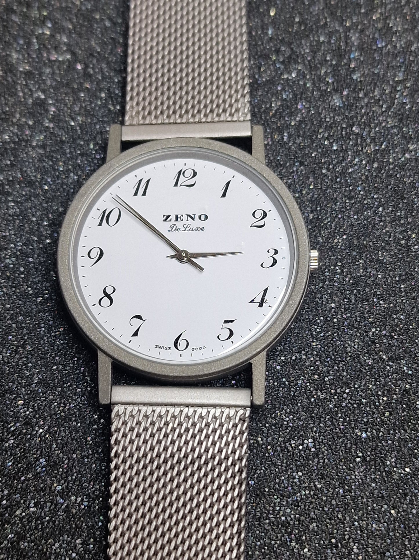 ✨ New Ultra-Slim ZENO De Luxe Watch – Quartz, 33mm, Elegant & Sporty