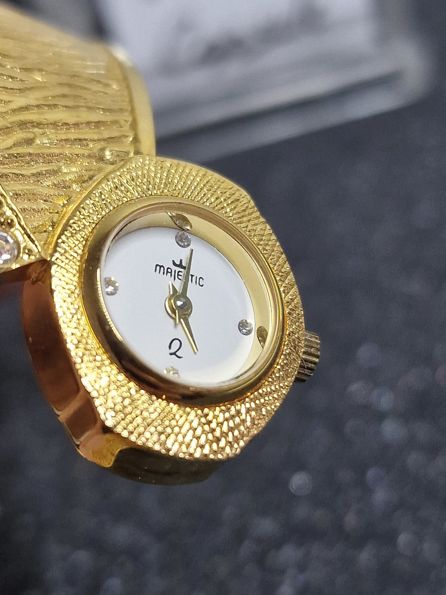 π Unworn Vintage Ladies' Watch "RAVISA" β Swiss Made, Hand-Wound, Late 70s/80s