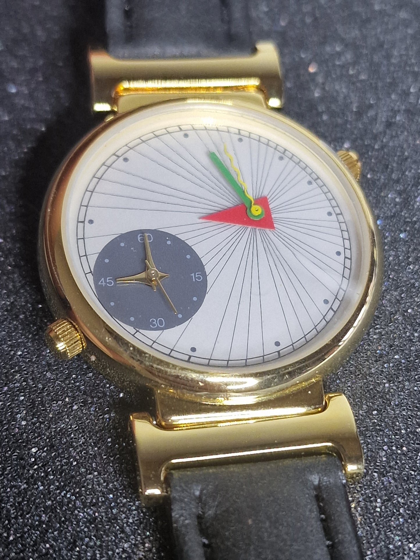 π Unworn Dual-Time Quartz Wristwatch β 1970s, Top Condition, Old Stock
