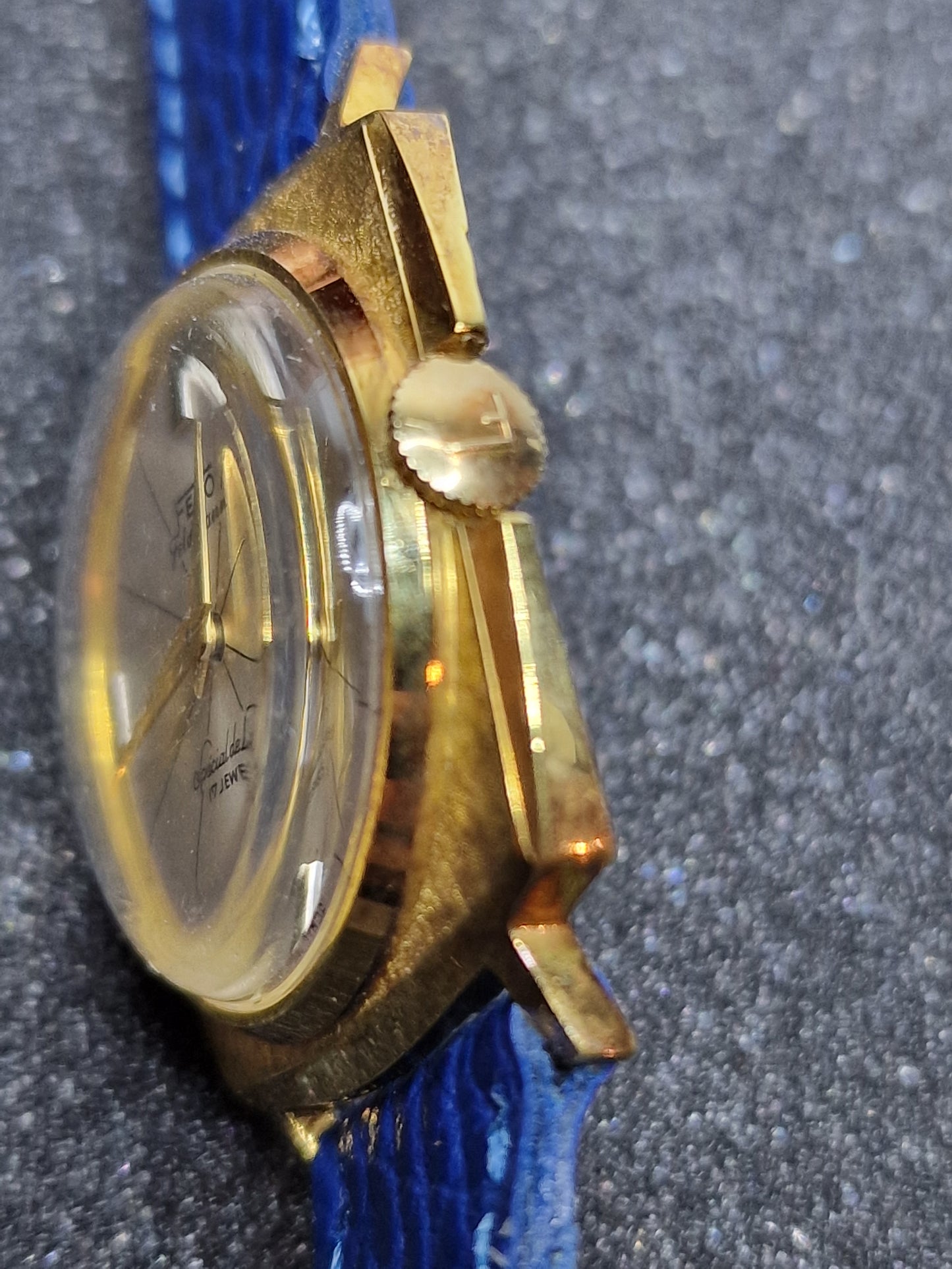 π°οΈ Unworn Vintage Watch "Fero-Feldmann" β Swiss Made, Hand-Wound, 60s/70s, Blue Strap