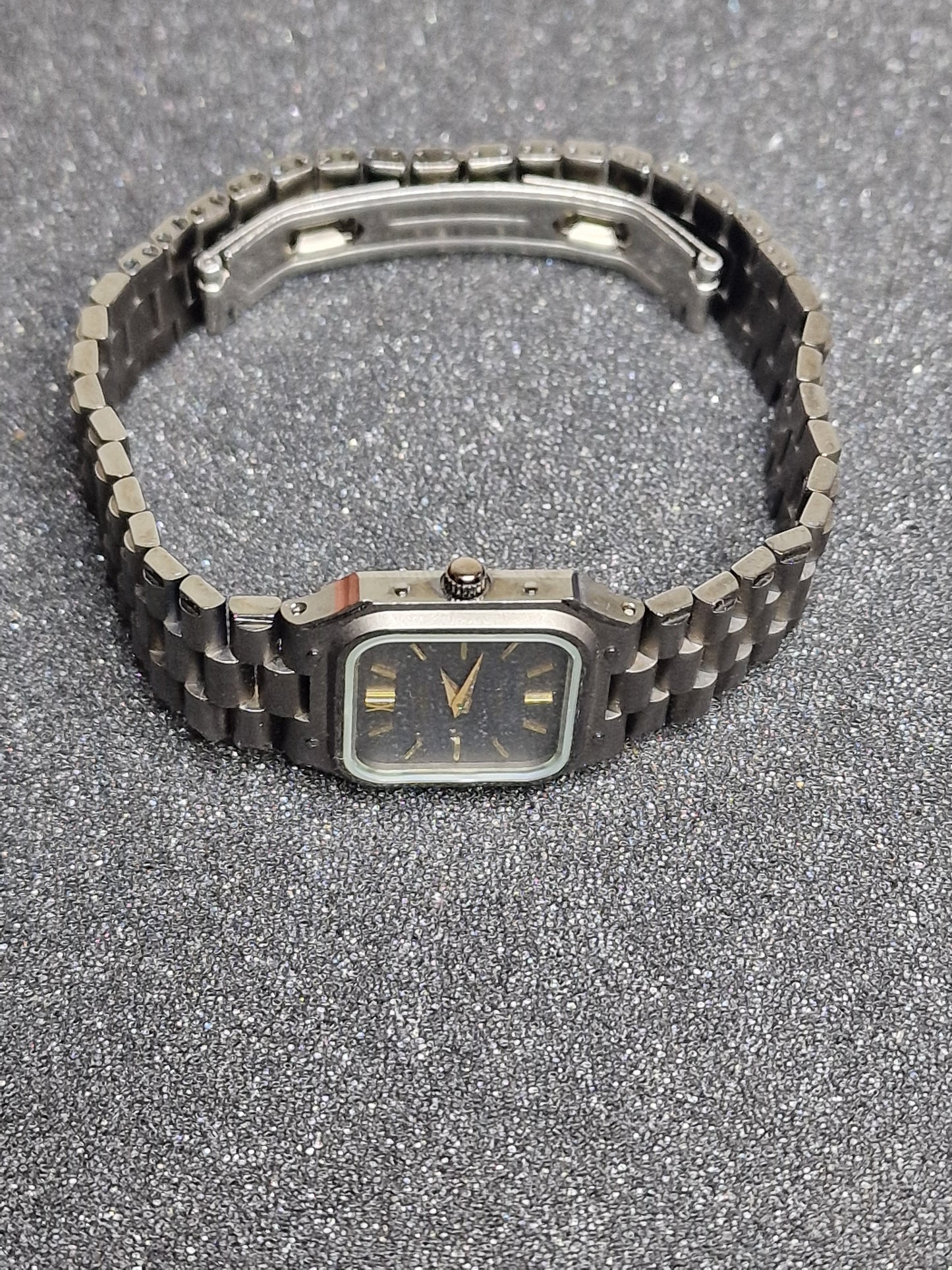 ⌚ Unworn Vintage Quartz Watch "INTRACO" – Swiss Made, 70s/80s, Old Stock