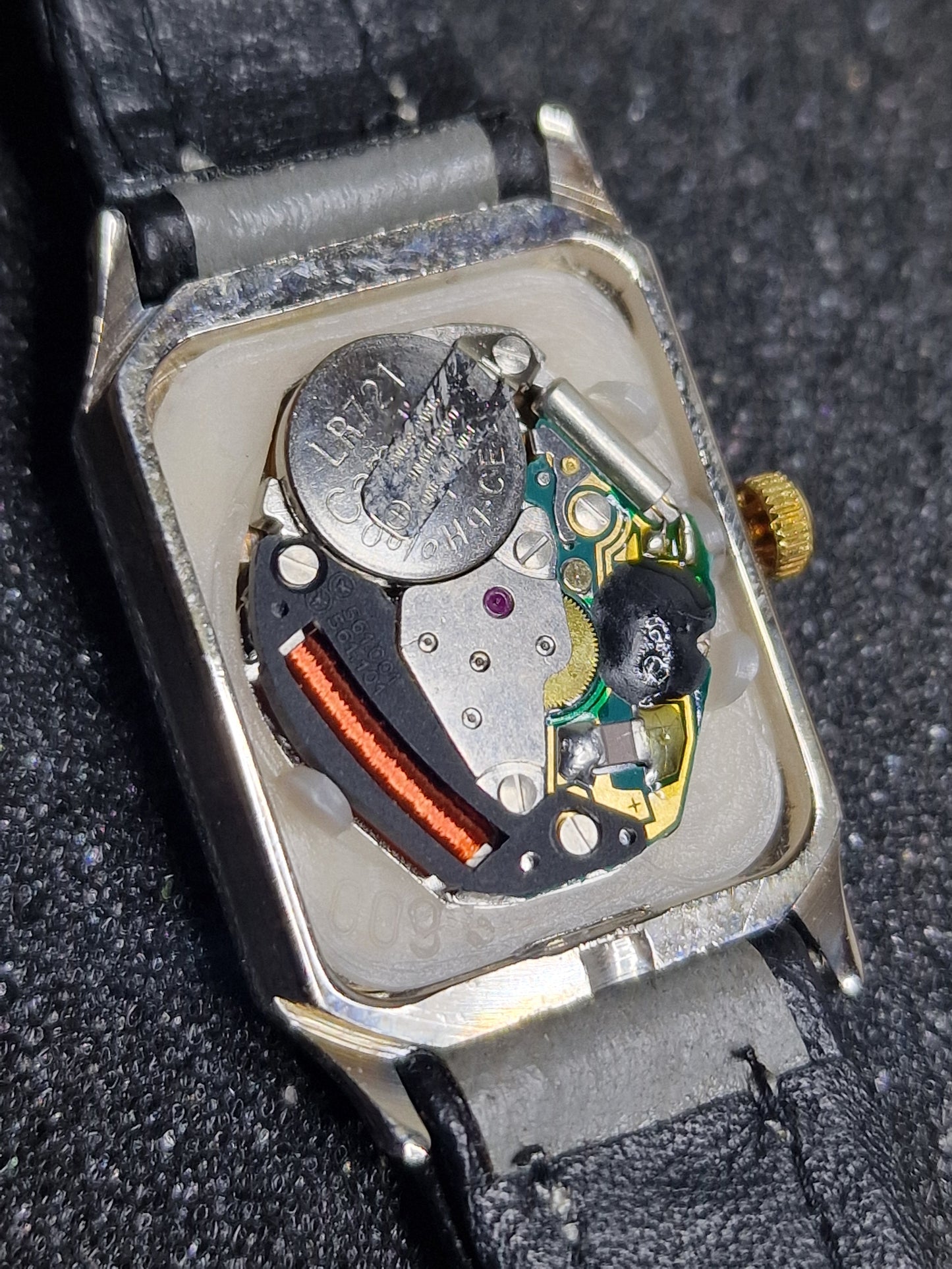 ⌚ Unworn Vintage Quartz Watch "INTRACO" – Swiss Made, 70s/80s, Old Stock