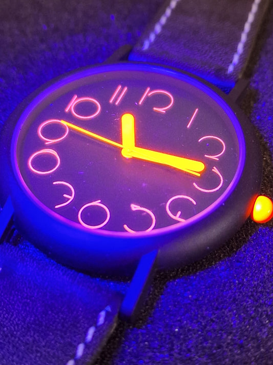 ⌚ Unworn Vintage Quartz Watch – Swiss Made, Cattin Movement, 42mm, 80s/90s, Old Stock