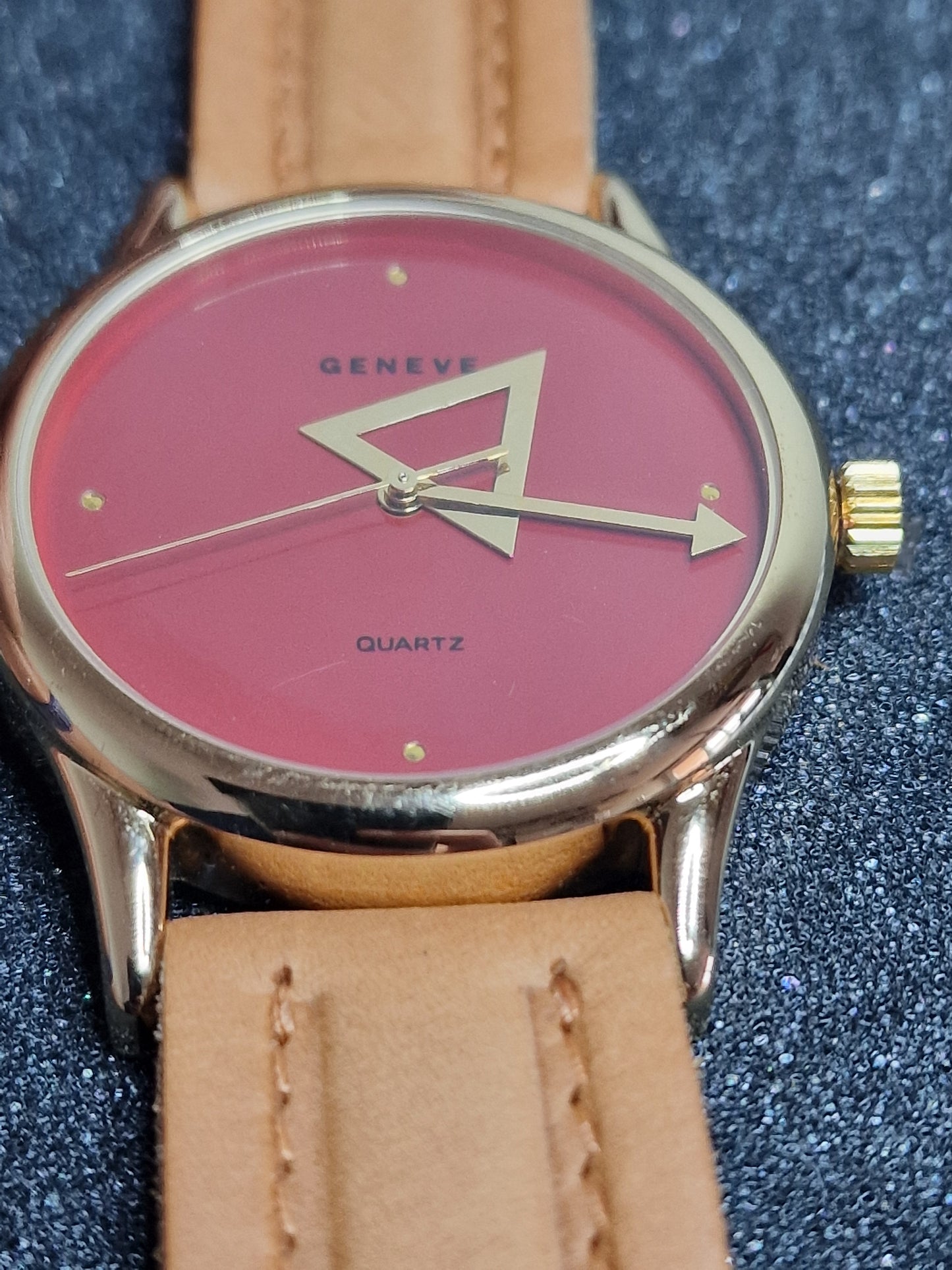 ⌚ Unworn Vintage Quartz Watch "GENEVE" – Swiss Made, Cattin Movement, 38mm, 80s/90s, Old Stock