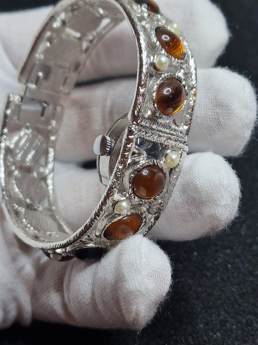 π Unworn Vintage Ladies' Clasp Watch "ETIENNE" β Swiss Made, Hand-Wound, 1970s, Old Stock