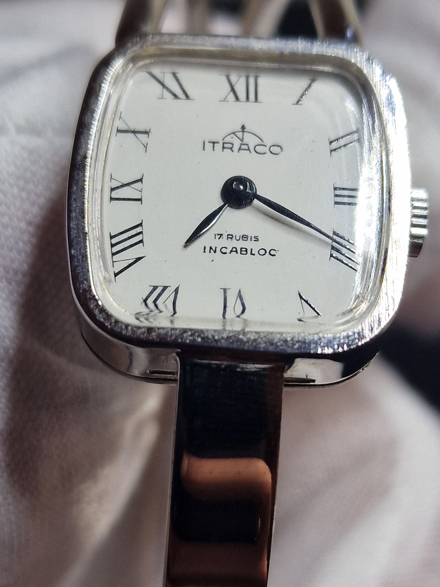 π Unworn Vintage Ladies' Clasp Watch "ITRACO" β Swiss Made, Hand-Wound, 1970s, Old Stock
