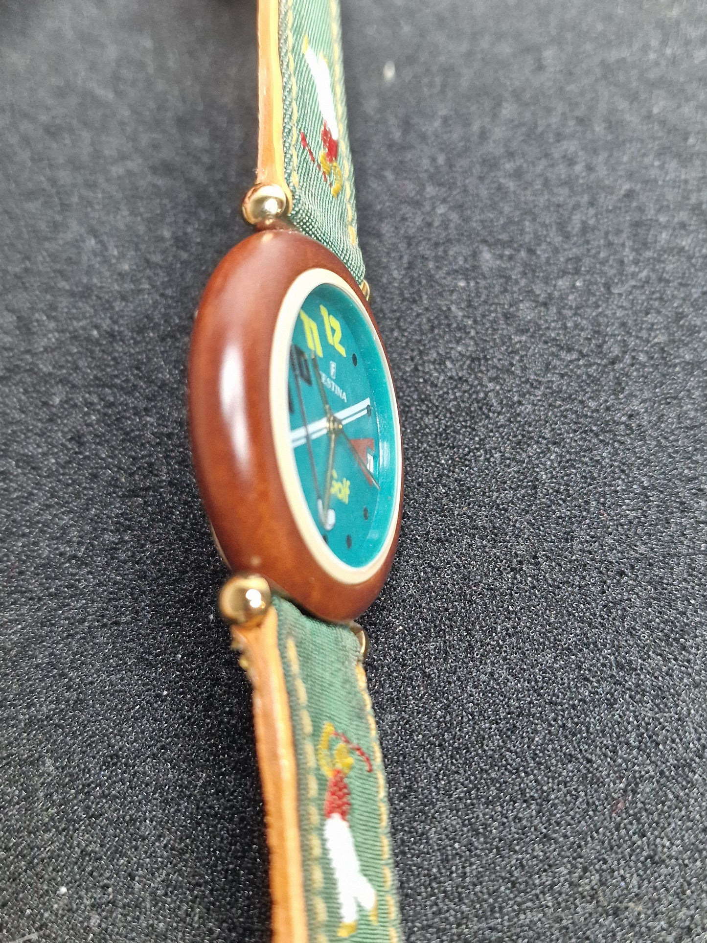 ⌚ Vintage Unisex Watch – FESTINA | Quartz Movement | Swiss Made | 1980s–90s | 32mm | NOS