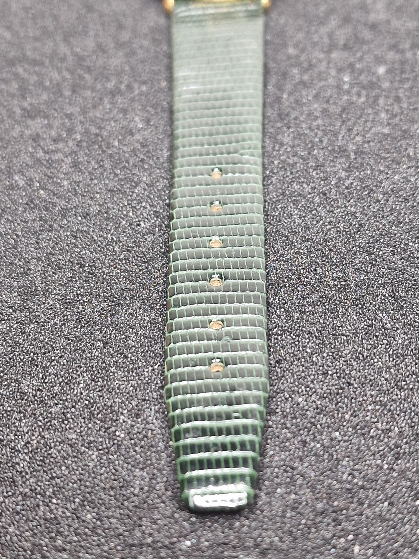 ⌚ Vintage Ladies’ Watch – JAGUAR | Quartz Movement | Swiss Made | 1980s | 32mm | NOS