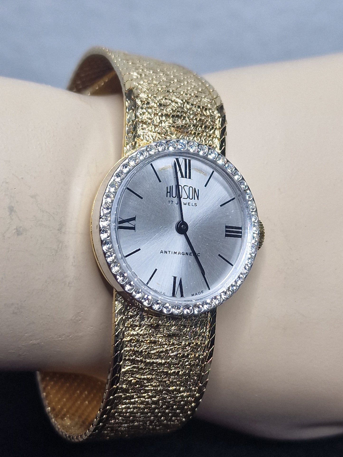 💎 Vintage Ladies’ Jewelry Watch – HUDSON | Hand-Wound | Late 1960s | Swiss Made | NOS