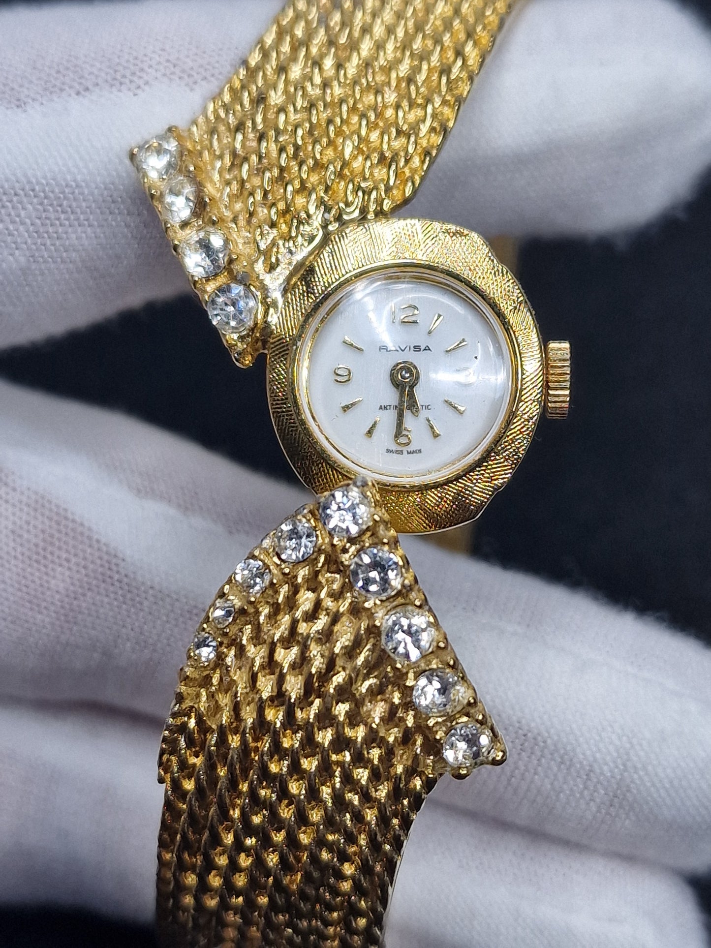 💎 Vintage Ladies’ Clasp Watch – RAVISA | Hand-Wound | Swiss Made | 1960s | NOS
