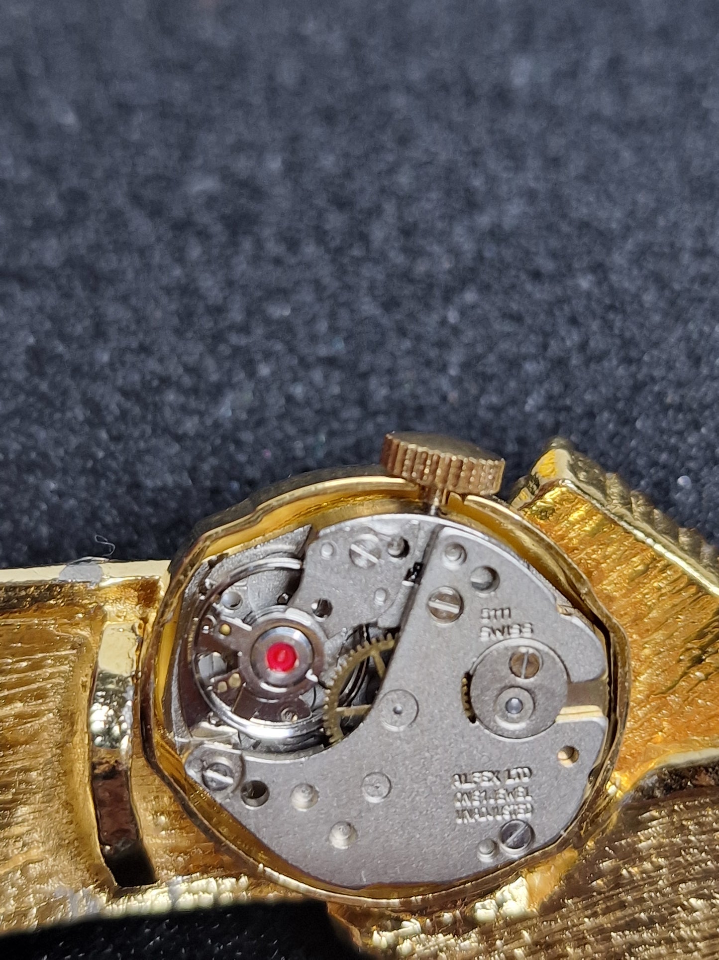 💎 Vintage Ladies’ Clasp Watch – RAVISA | Hand-Wound | Swiss Made | 1960s | NOS