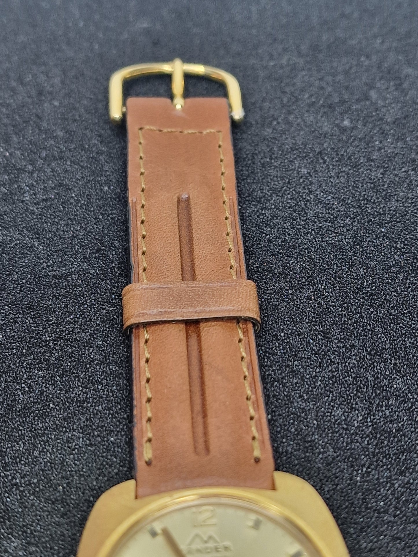 🕰️ Unworn Vintage Calendar Watch "KANDER" – Swiss Made, Hand-Wound, 60s/70s, Ultra Slim