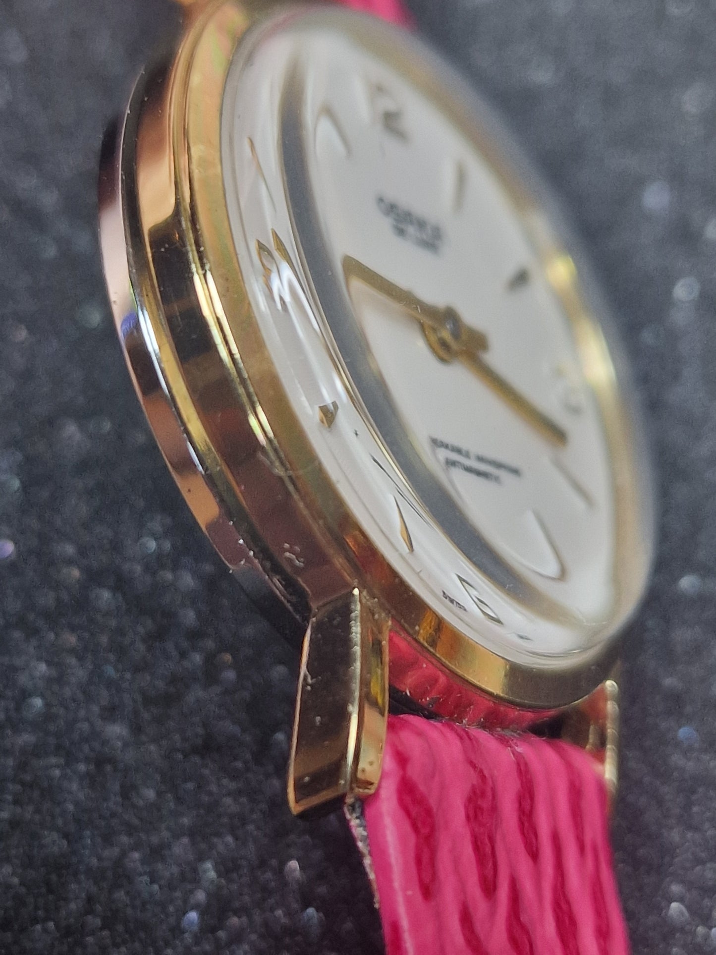 Old Vintage Watch OSAKA De Luxe from the 60s-70s, with Hand-Wound Movement