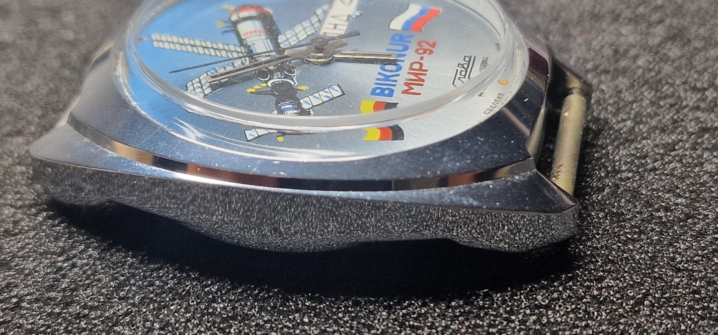 🚀 Rare SLAVA "Baikonur MIR-92" Automatic Watch – Misprint Edition 🇩🇪 (Flag Error), 37mm – Limited 125/900