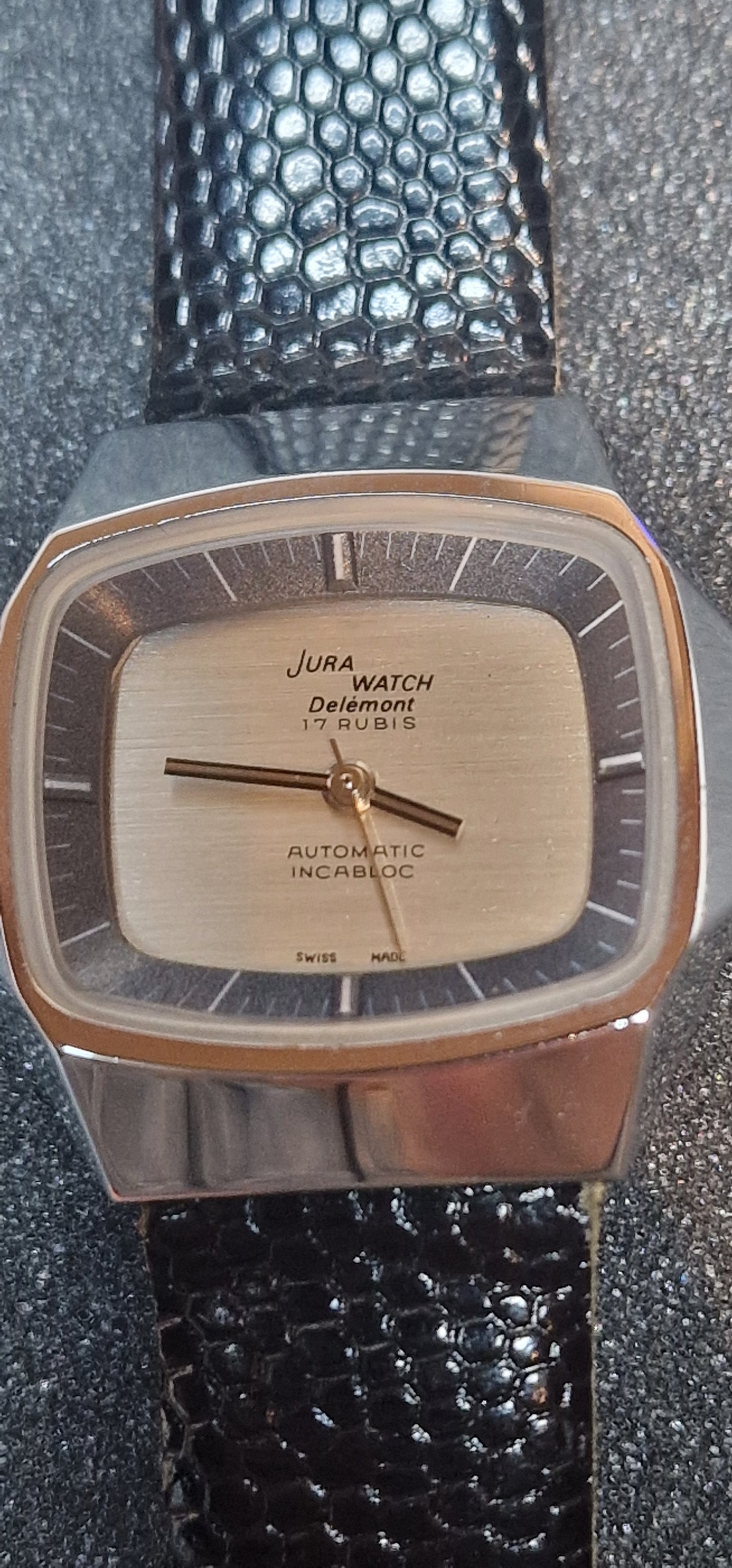 🕰️ JURA Watch Delémont – Swiss Made Automatic with Incabloc, 30x31mm, Steel Case