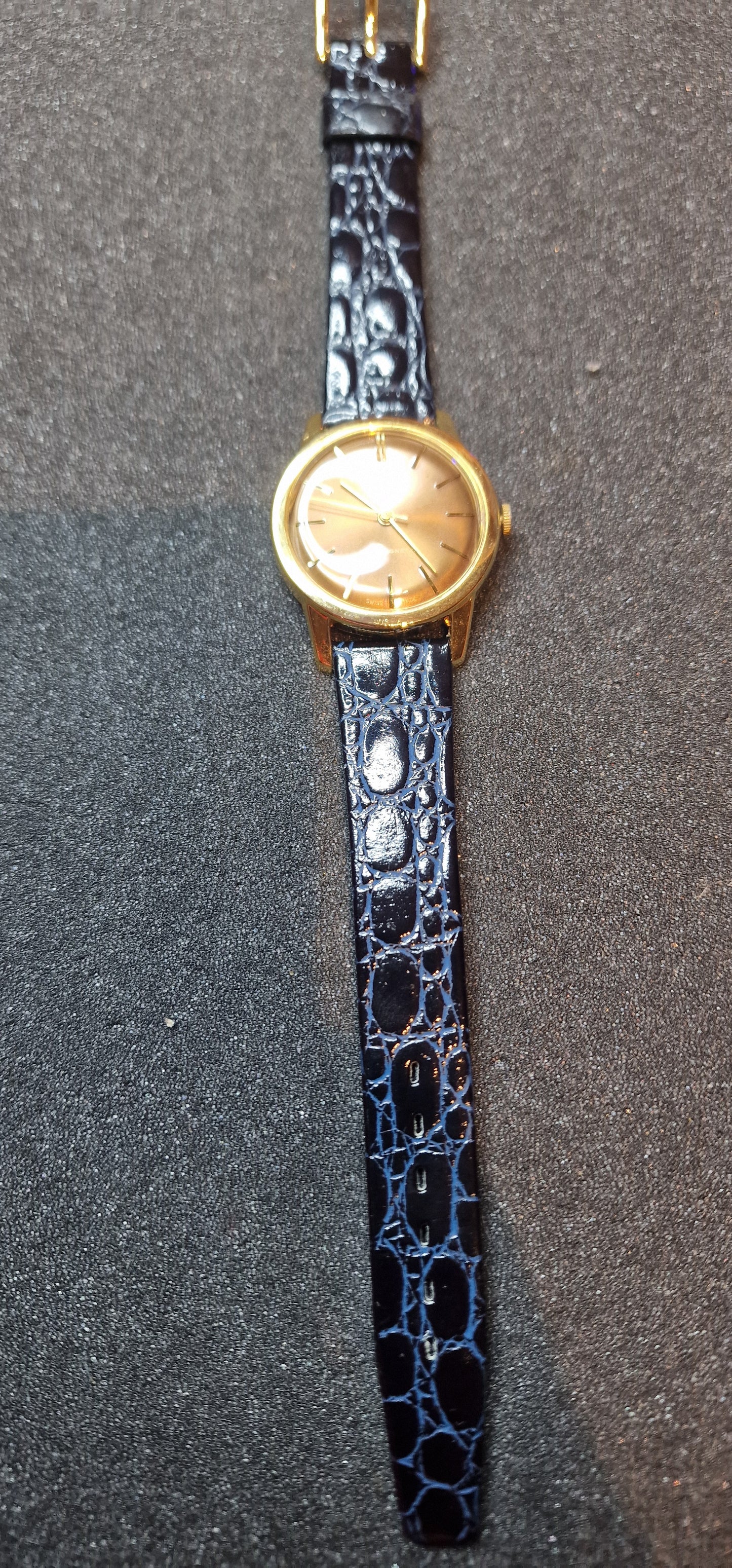 π°οΈ Vintage Watch "F.H.B." β Swiss Made, 1950s/60s, Hand-Wound, Unworn Old Stock