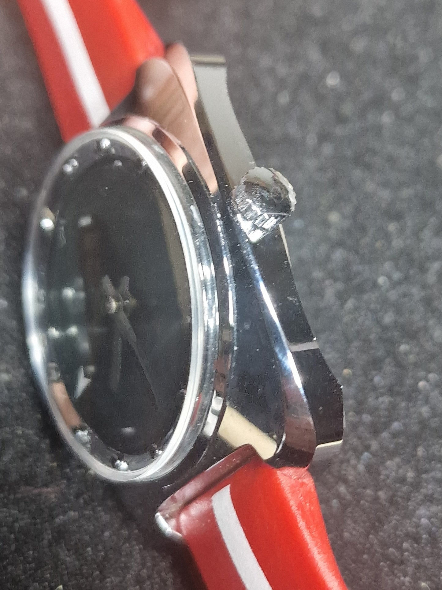 π°οΈ Rare Vintage Erotic Watch from the 70s β Hand-Wound β Patented! π₯