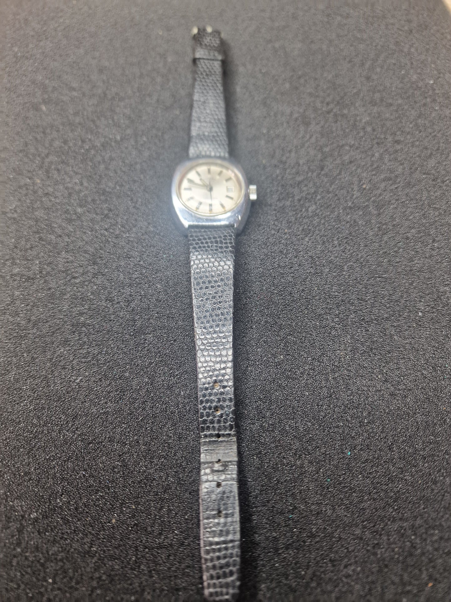 Vintage Rotary Automatic Watch – 22mm – Swiss Made