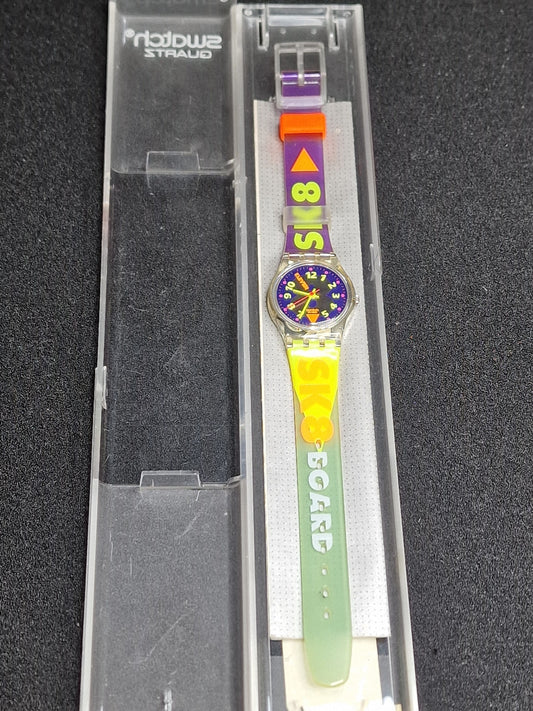 Swatch Lady LK138 "Snow Collage" (1992) – Vintage Pop Design 🎨
