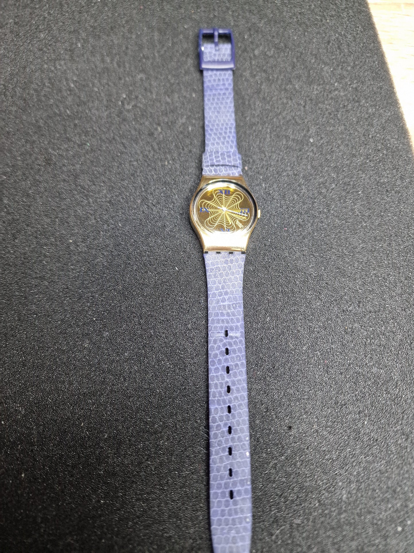 Swatch Lady LX108 "Boutique" (1991) – Elegant Vintage Lady Swatch ✨