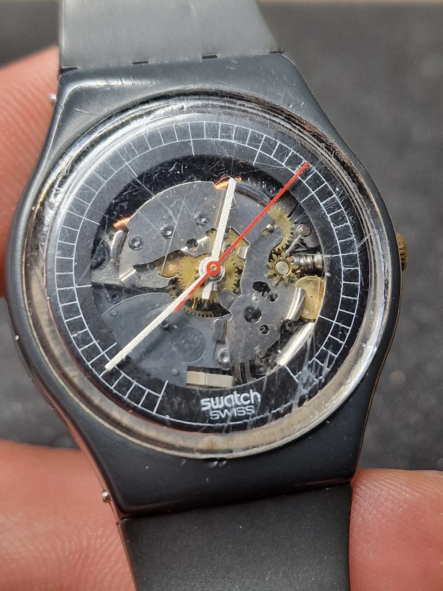 ๐ฐ๏ธ Swatch GA101 High Tech II โ 1984 โ Early Skeleton Classic