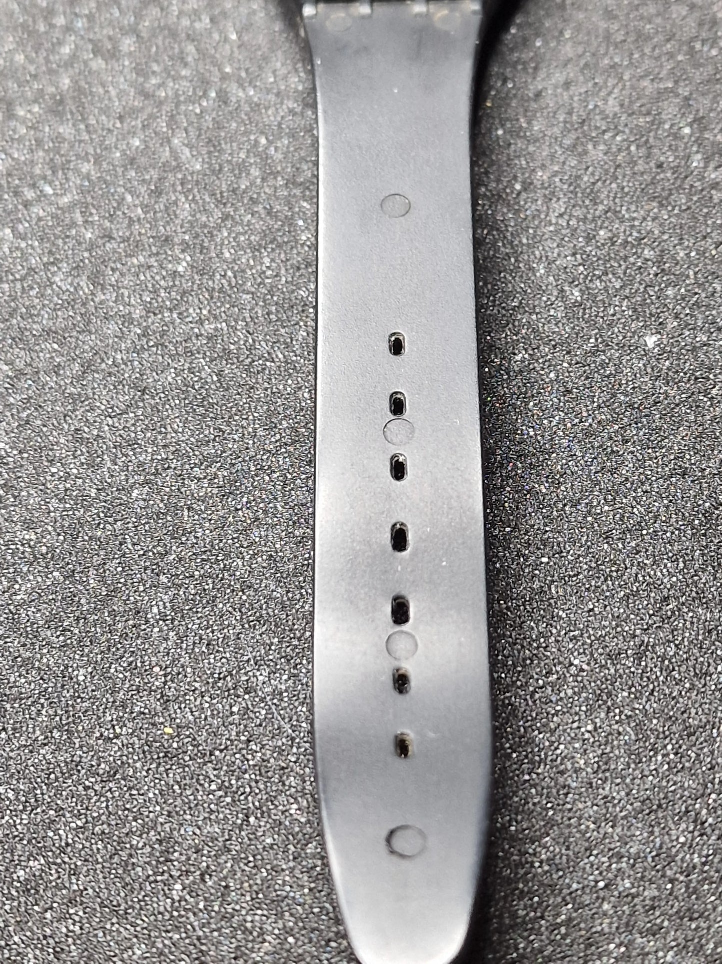 π°οΈ Swatch GB703 Quartz β Vintage 1983 Collectible