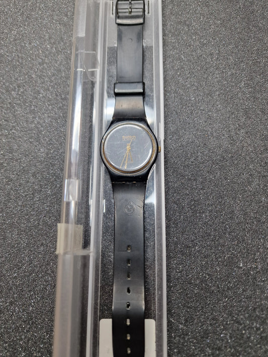 🕰️ Rare 1983 Swatch GB101 – First Year Edition with Specialist trade (FHL)