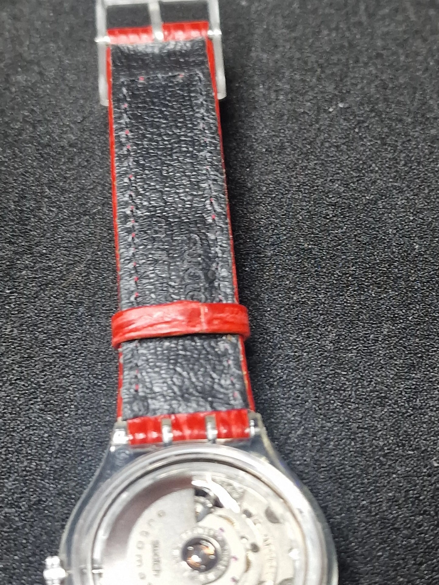 ⏱️ Swatch Automatic SAK101 "Red Ahead" (1992) – Rare Early Automatic