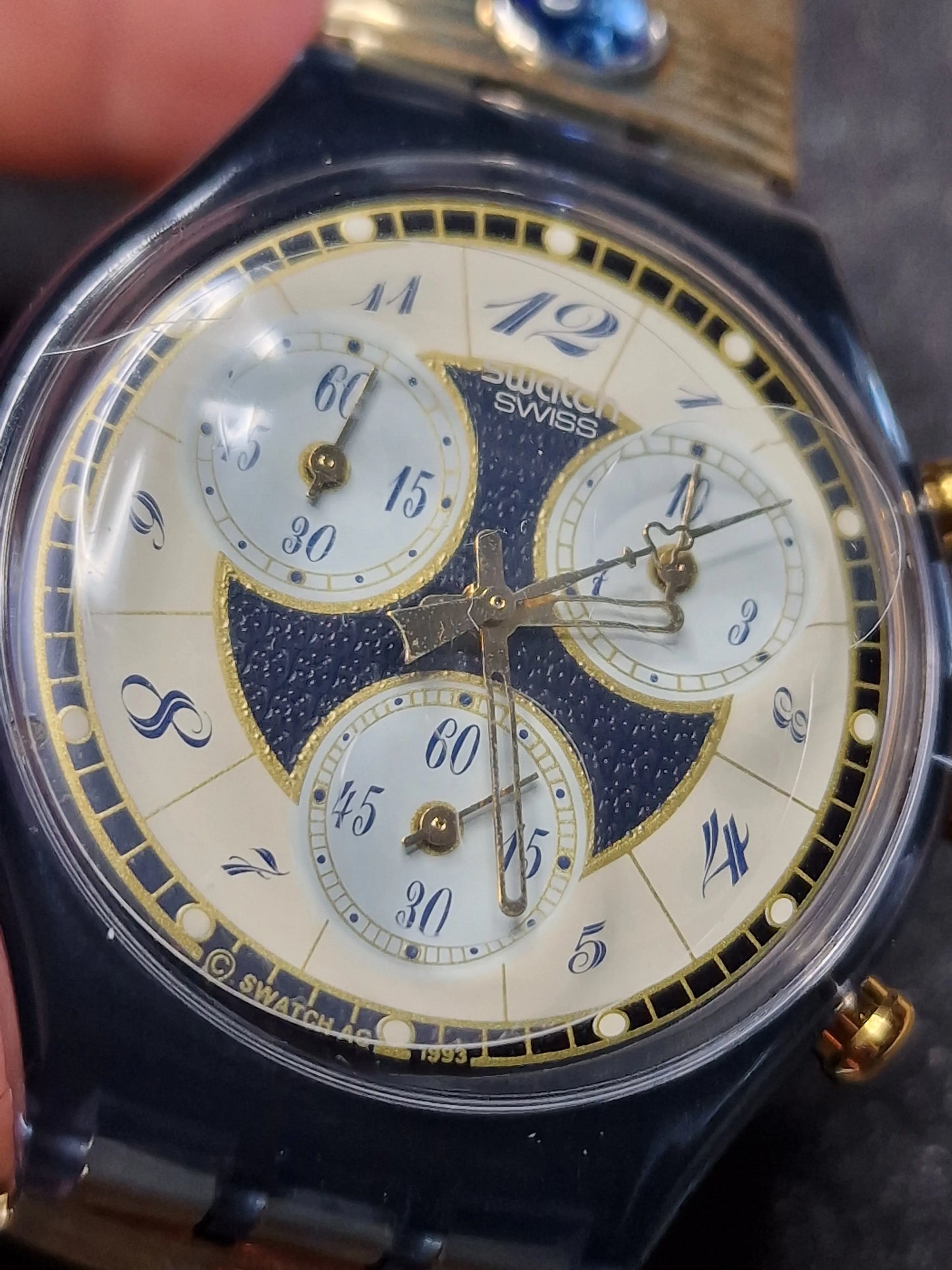 ✨ Swatch Chrono SCM104 “Volupté” (1994) – Elegant Collector’s Piece