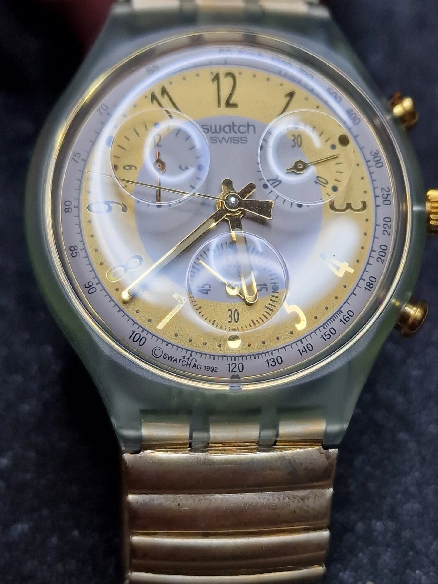 🌍✨ Swatch Chrono Flex SCG100 “Golden Globe” (1992) – Rare Vintage Chronograph
