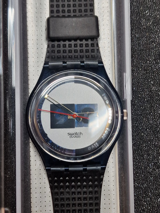 ⌚ Swatch GM108 “Nuni” (1991) – Minimal 90s Design Classic
