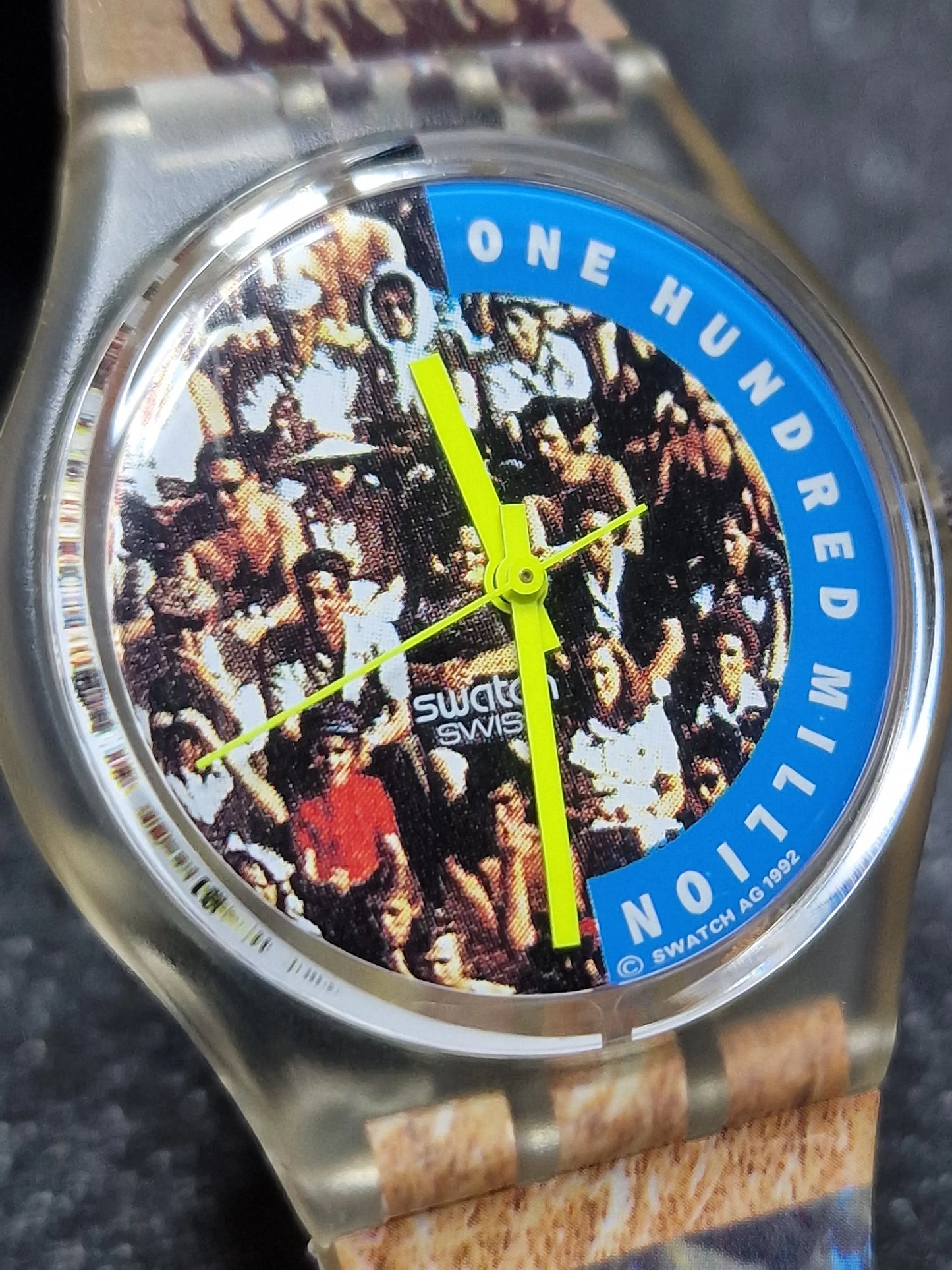 🌍 Swatch GZ126 “The People” (1992) – 100 Million Celebration Edition