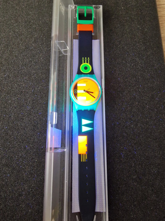 💚 Swatch GG106 “Neo Rider” (1988) – Techno Neon Classic