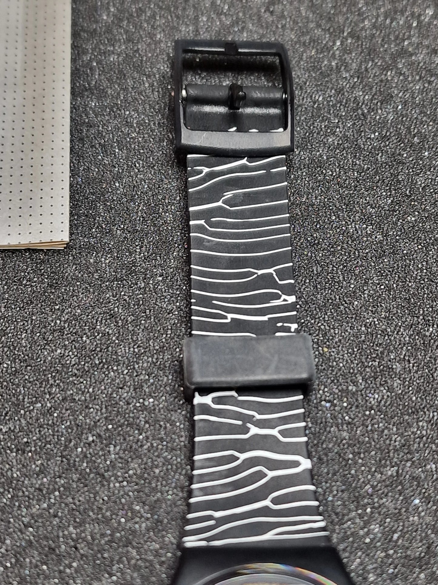 🖤 Swatch GB119 “Marmorata” (1987) – Marble Effect Classic