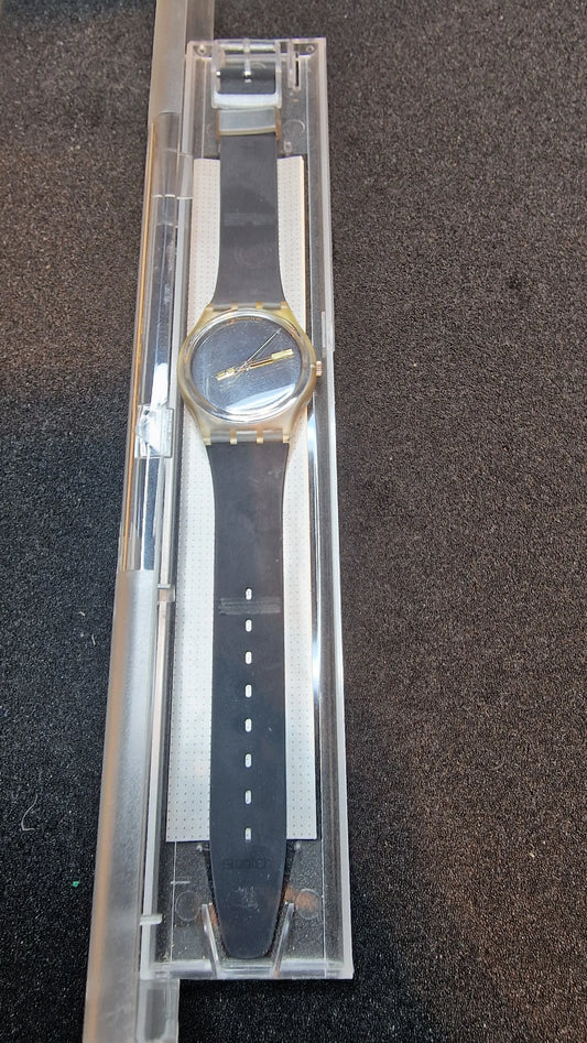 🕰️ Swatch GK104 – “Snowwhite” (1987)
