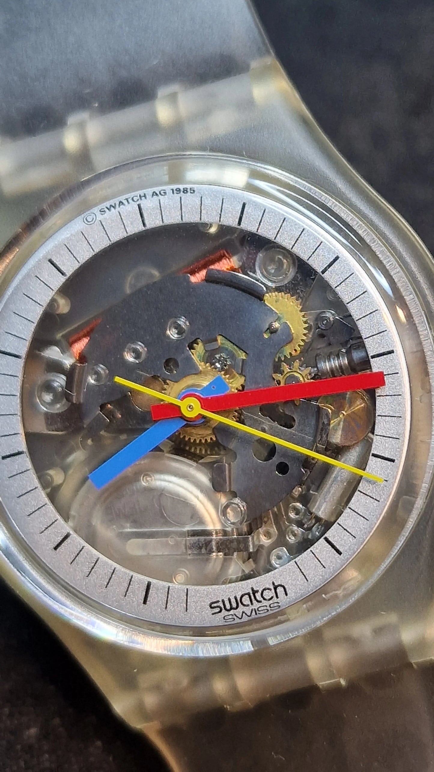 🪼 Swatch GK100 – Jelly Fish (1985) | Vintage Transparent Classic