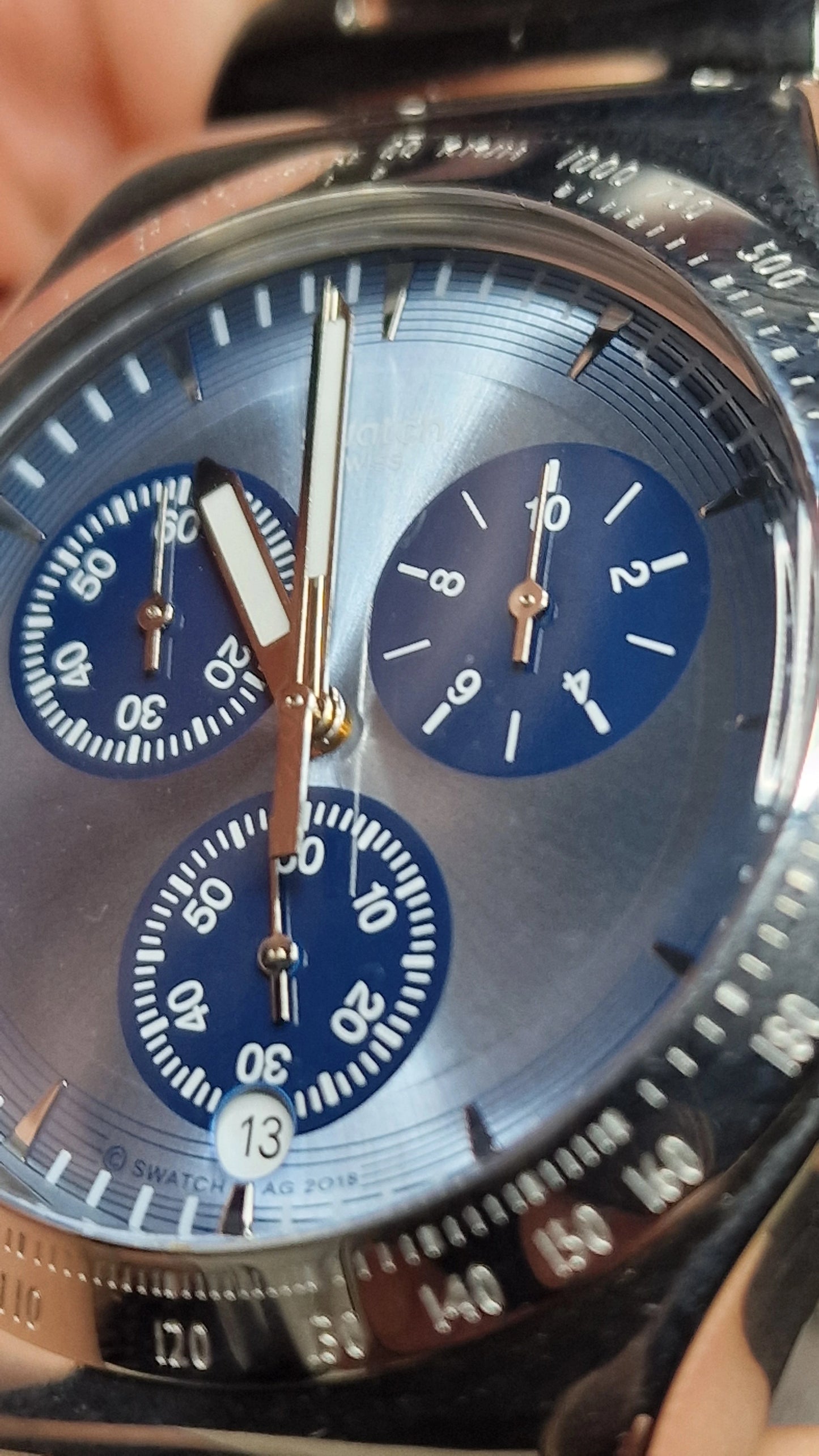 🔵Swatch Irony Chrono SKY ICON (YVS459G) 2018 – Ice Blue Dial + Steel Bracelet⏱️✨