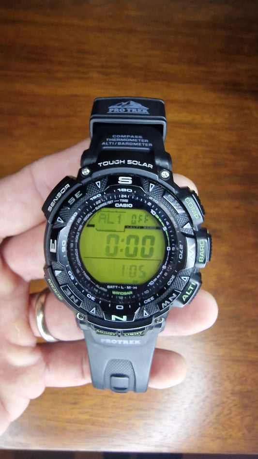 ⛰️ Casio Pro Trek PRG-240 – Tough Solar Compass / Altimeter / Barometer / Thermometer 🌤️