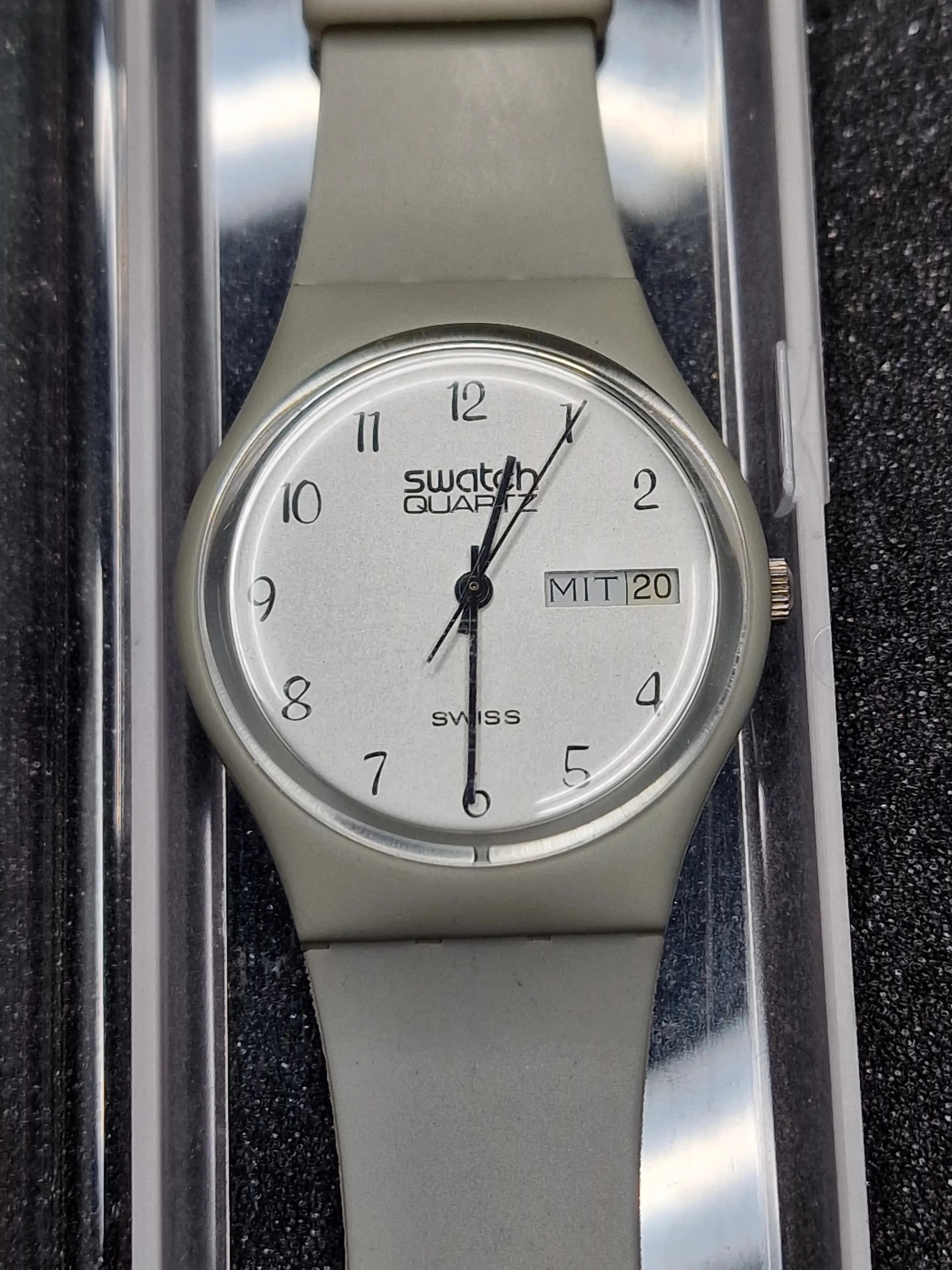 Swatch Scuba 200 SDK107 “Blue Ice” 1993 – Transparent Diver, Full Set 🎯