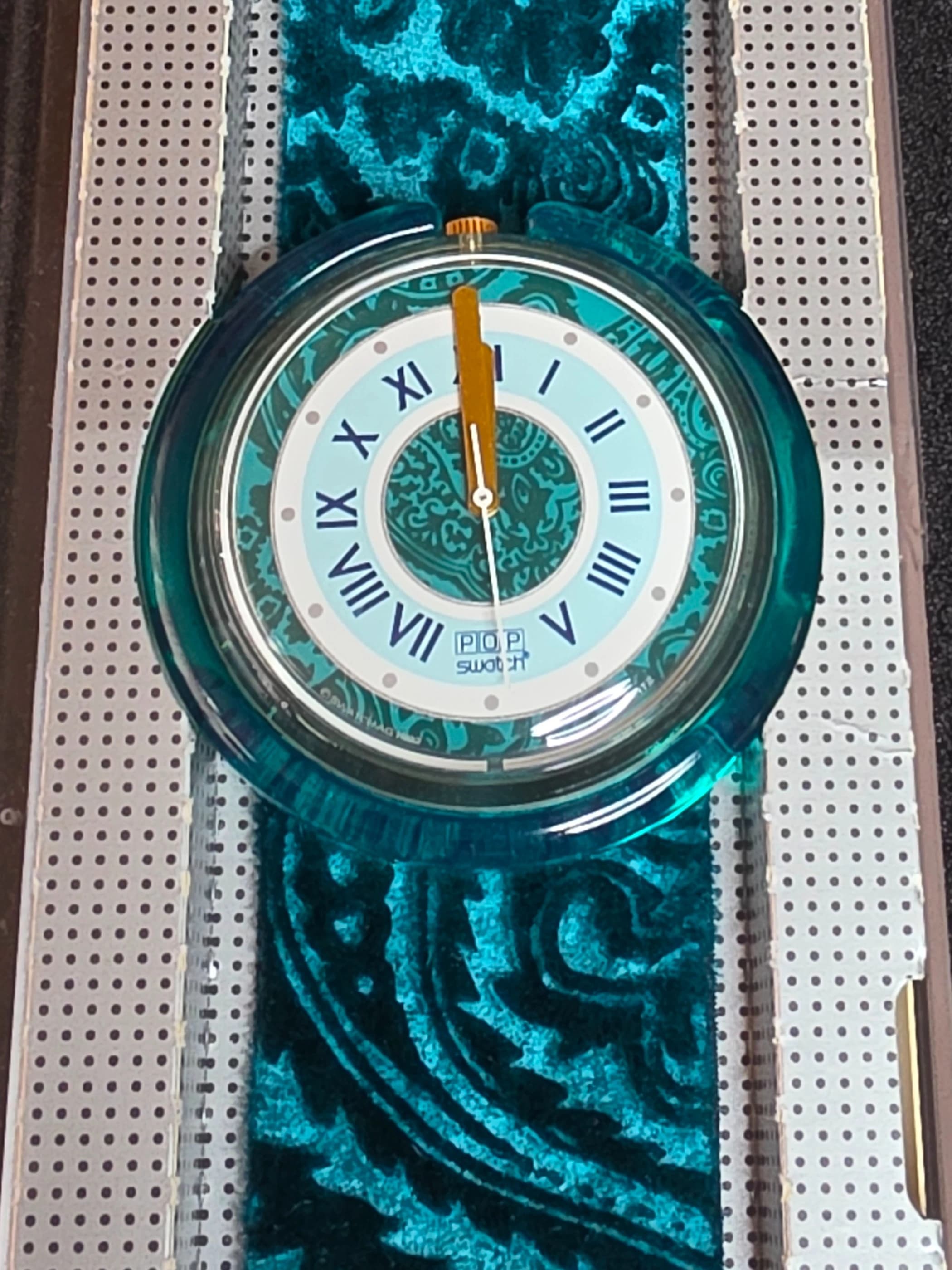 Swatch Pop Green Queen PWK188 – 1993 – Unworn – Unique Design