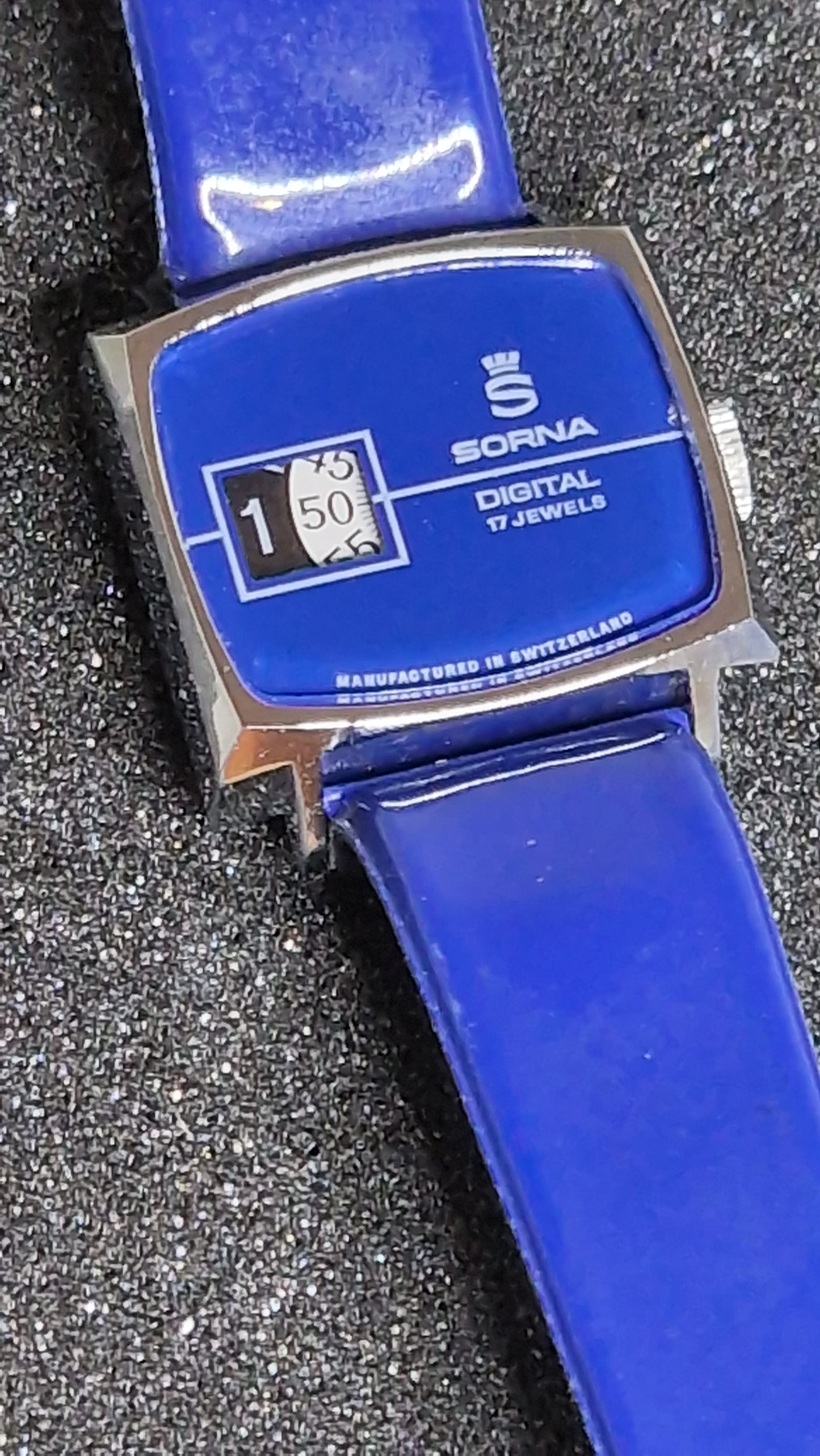 🕰️ Unworn Vintage Digital Watch "SORNA" – 17 Jewels, Hand-Wound, Swiss Made, 60s