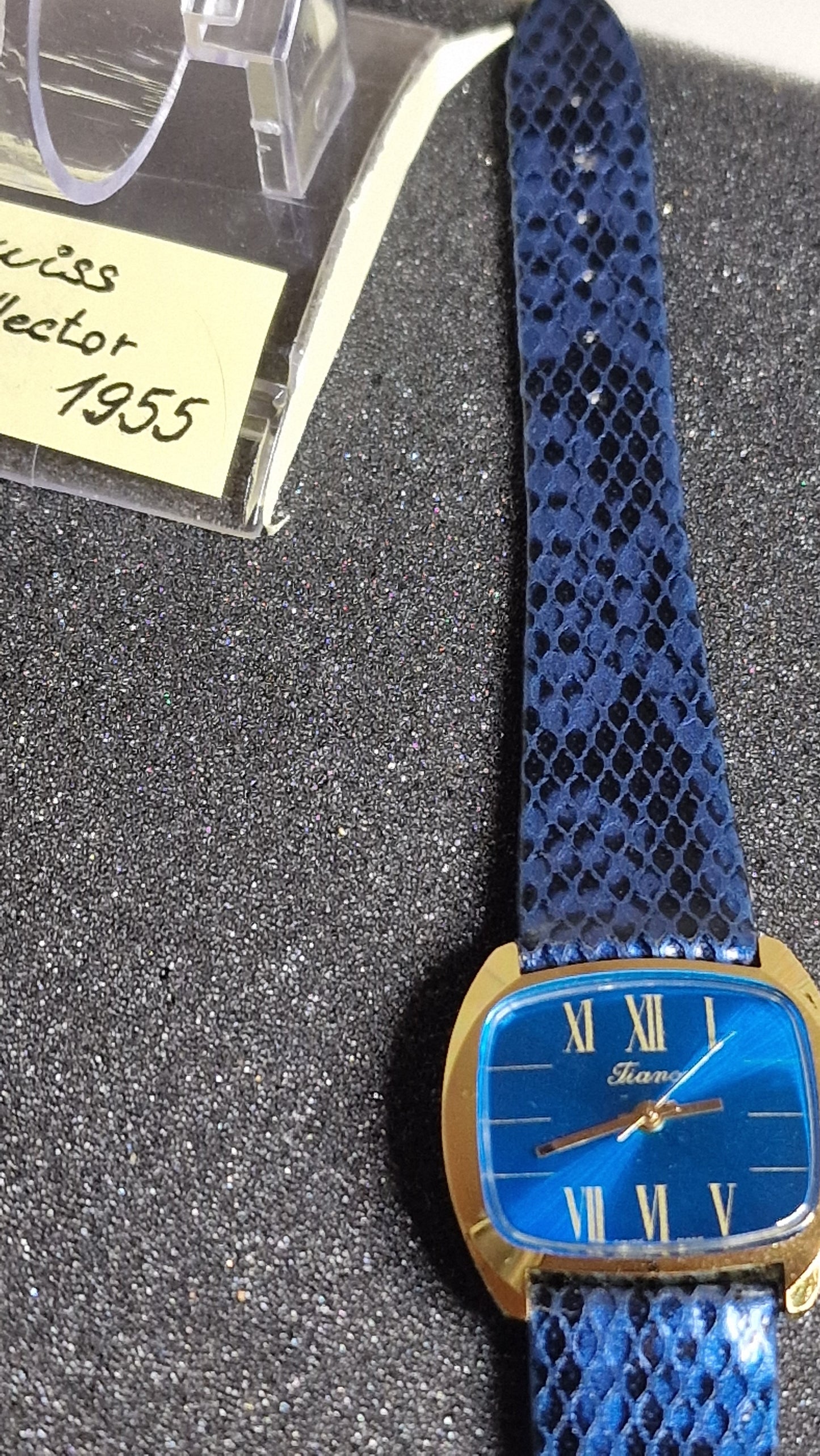 🕰️ Unworn Vintage Watch "TIAnO" – Swiss Made for Japan, 80s/90s, Hand-Wound, Super Flat