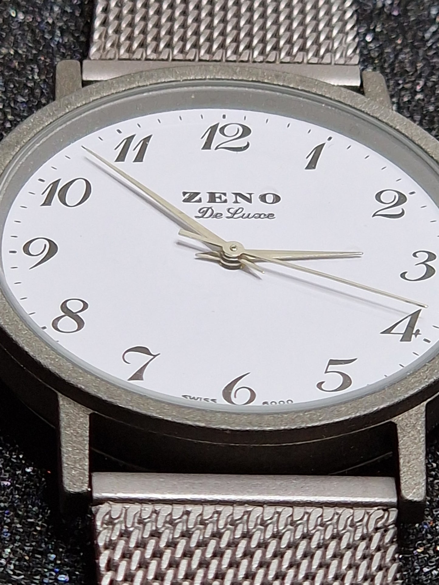 ✨ New Ultra-Slim ZENO De Luxe Watch – Quartz, 33mm, Elegant & Sporty