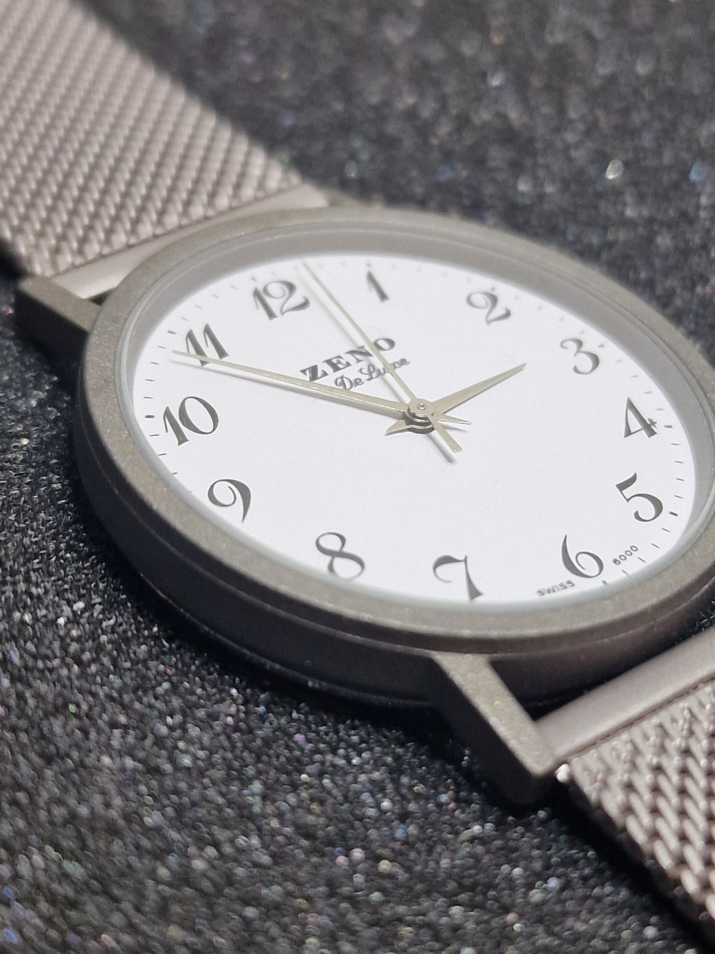 ✨ New Ultra-Slim ZENO De Luxe Watch – Quartz, 33mm, Elegant & Sporty