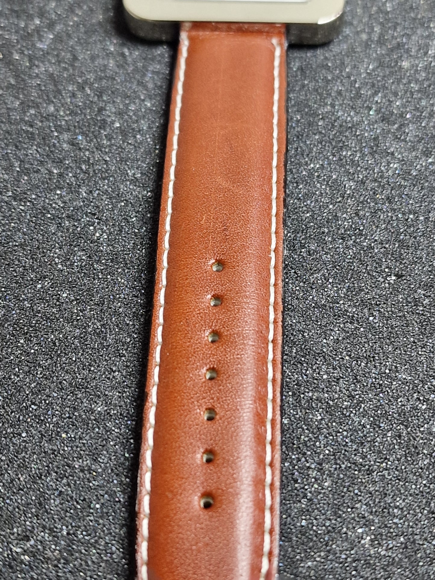 ⌚ Unworn Vintage Quartz Watch – 1980s or Older, 44mm, Old Stock