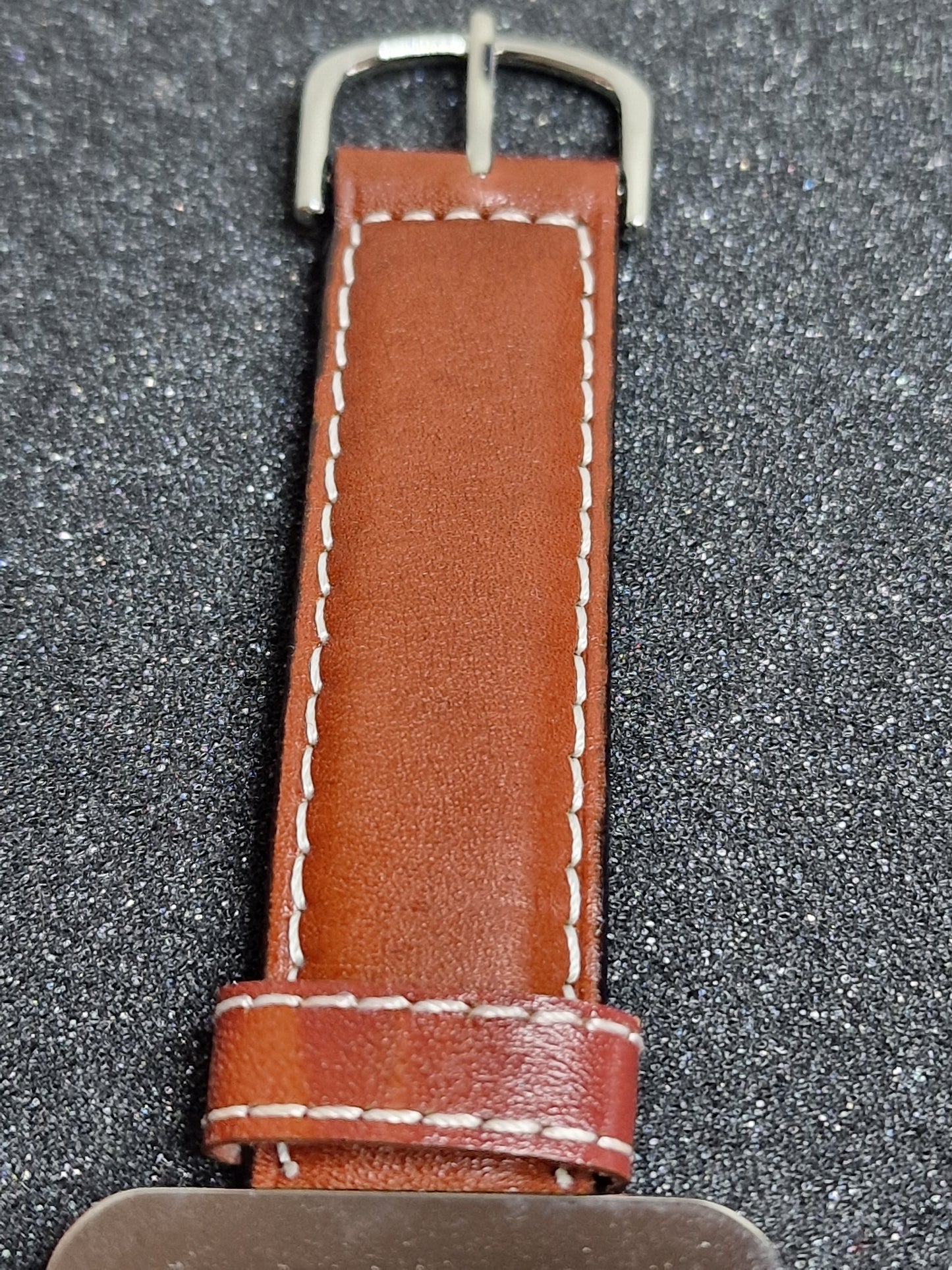 ⌚ Unworn Vintage Quartz Watch – 1980s or Older, 44mm, Old Stock