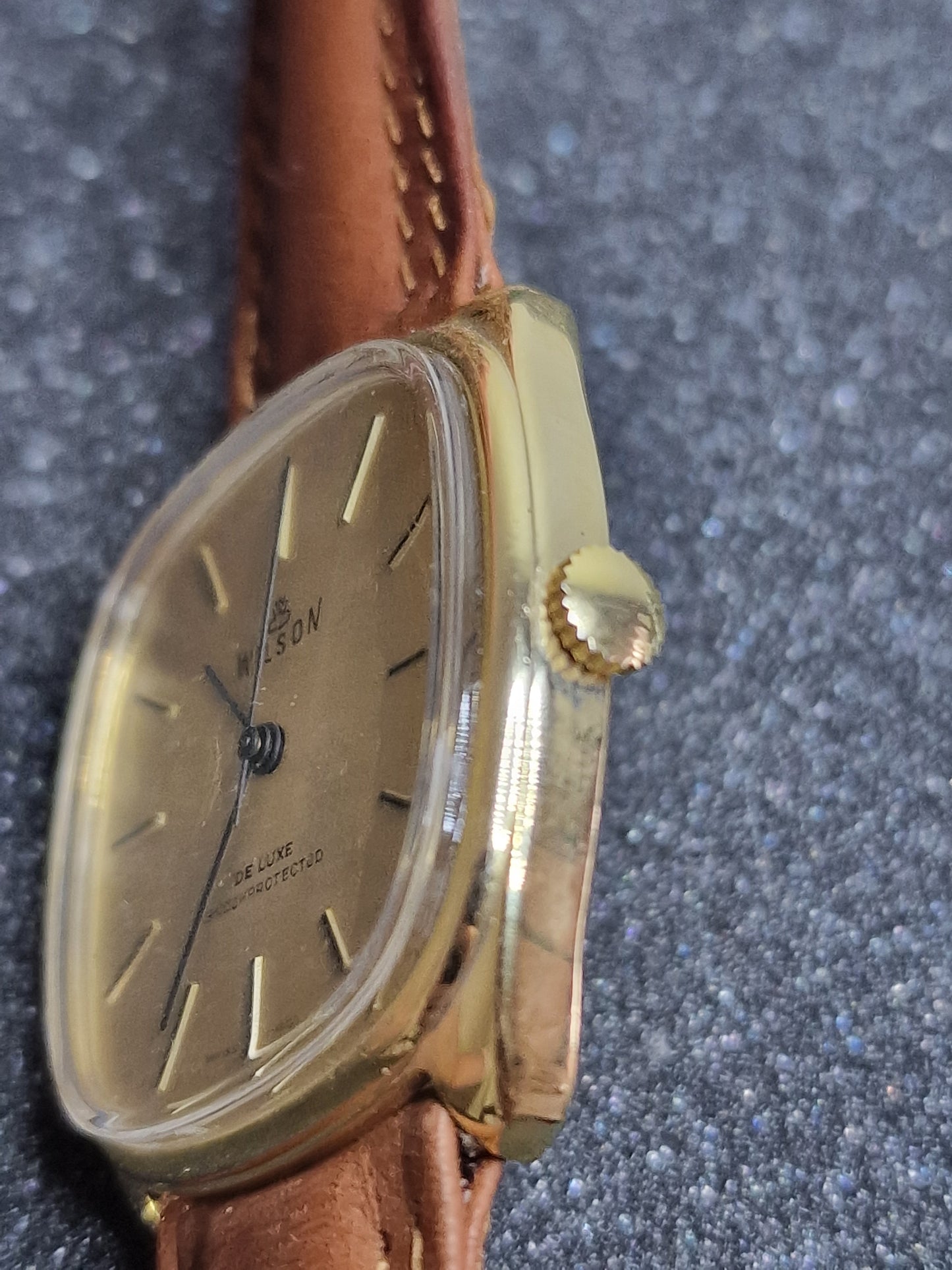 🕰️ Unworn Vintage Watch "WILSON" – Swiss Made, Hand-Wound, 1960s, Old Stock