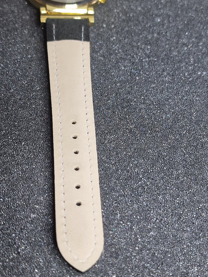 🌍 Unworn Dual-Time Quartz Wristwatch – 1970s, Top Condition, Old Stock